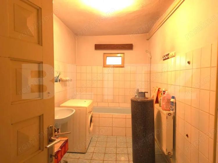 Casa P+1 teren 920 mp in Salcu?a (Titu) 69.900E - 11