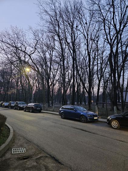 Vand apartament 2 camere cu centrala si balcon - 7