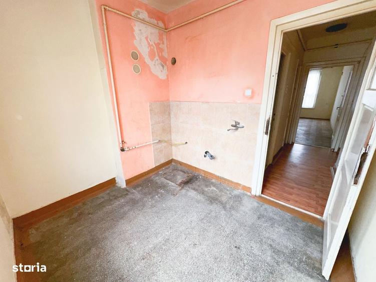 Apartament 2 camere decomandat Etaj 1 - 52 mp Cartier Nicolae Balcescu - 1