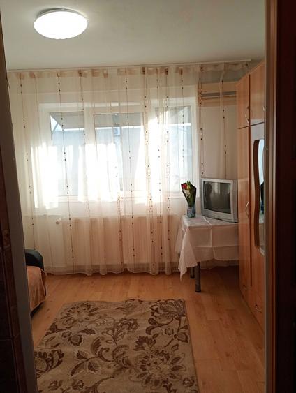 OCAZIE RARA. Chirie la pret mic - 5