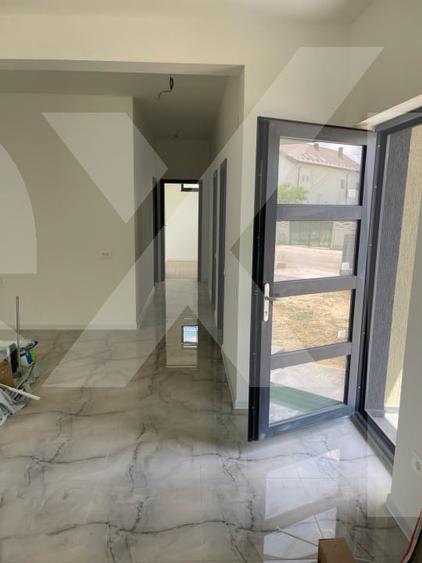 Case parter cu 4 camere in Budeasa – confort modern in mijlocul naturi - 12