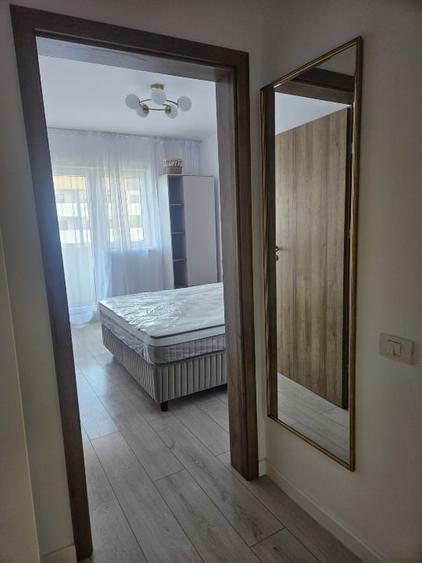 Apartament cu 2 camere decomandat, mobilat în Central