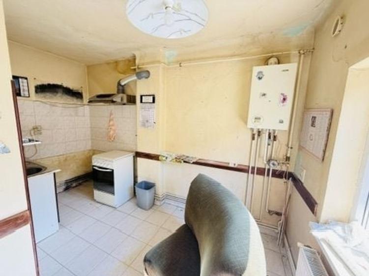 Ciarda Roșie | 2 case în curte | Teren 700 mp | Garaj | Toate utilitățile - 10