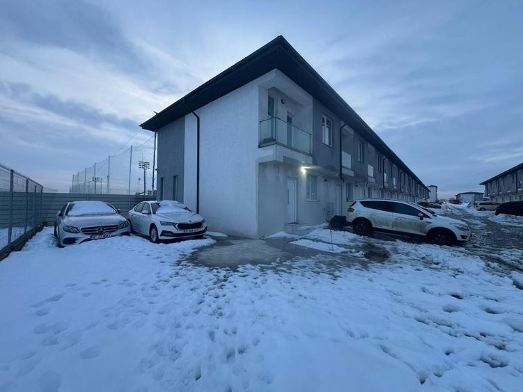 CASA INSIRUITA RIVIERA PARK, PARTIAL MOBILATA, CURTE 150 MP, COMIS 0% - 16