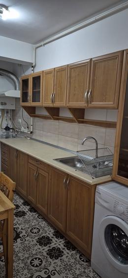 Proprietar,inchiriez ap 2camere,str.Biruintei,la 8 min.de pasarela. - 2