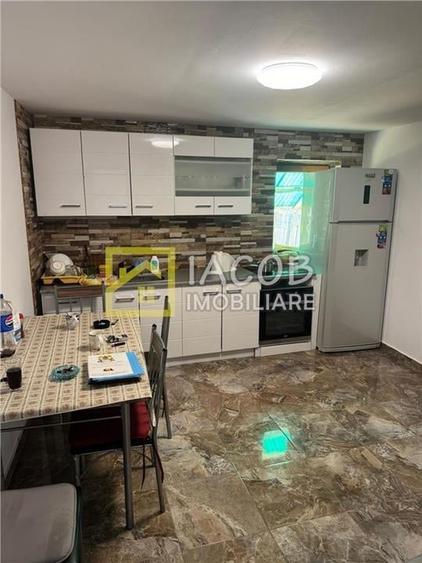 Casa parter (caramida) cu anexa (BCA) pe un teren 1180 mp, sat Strugari, jud Bac - 6