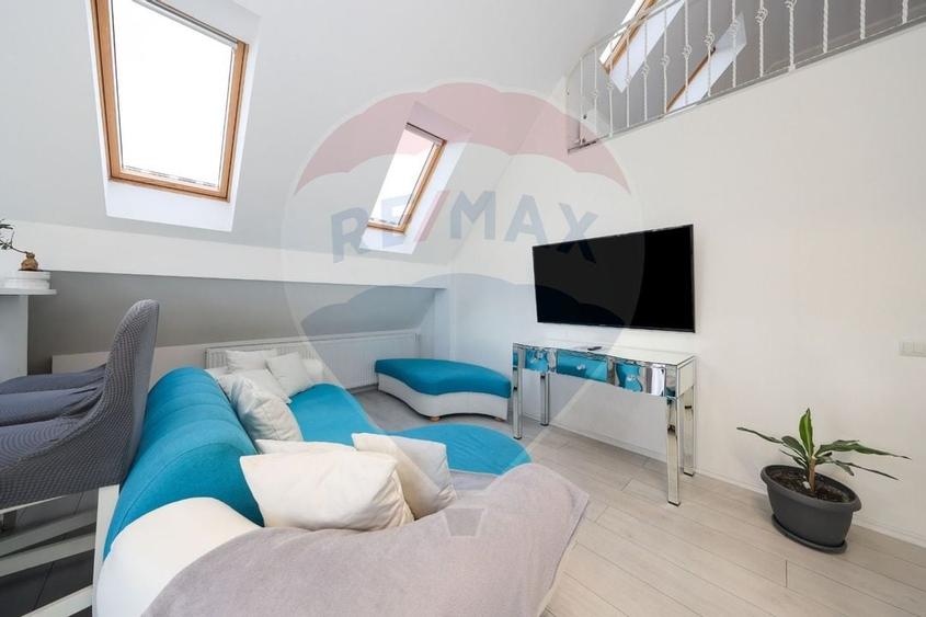 Apartament cu scara interioara, zona Coresi! - 4