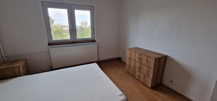 Inchiriez apartament 2 camere cu centrala pe gaz in zona Micalaca - 3