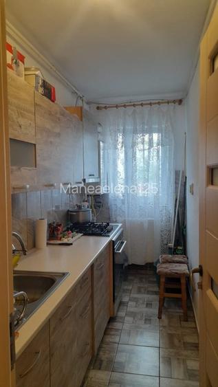 Garsonieră conf 1 decomandată cameră hol baie bucătărie izolată exterior centră Garsonieră conf 1 decomandată cameră hol baie bucătărie izolată exterior centră