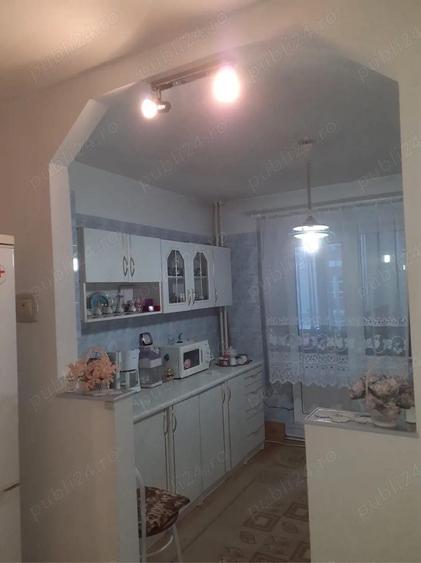 Dau spre inchiriere apartament 2 camere Sf Gheorghe zona centrala - 4