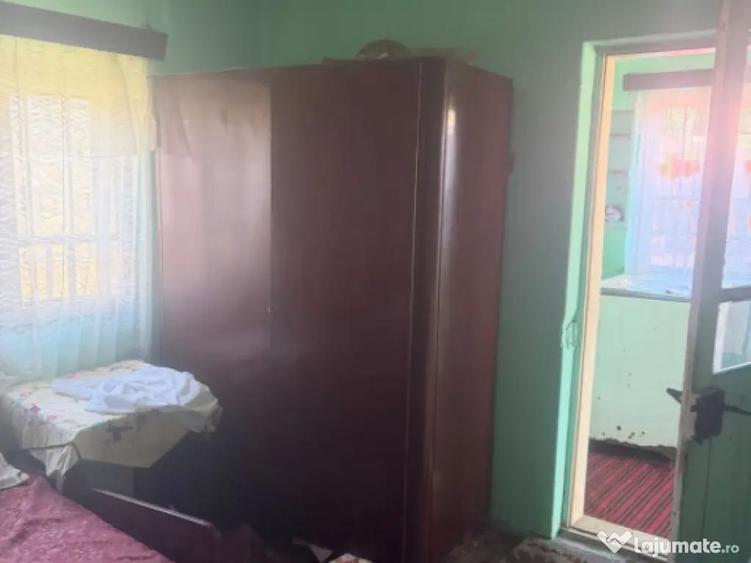 Casa pe parter, 240 mp teren, zona Brestei - 4