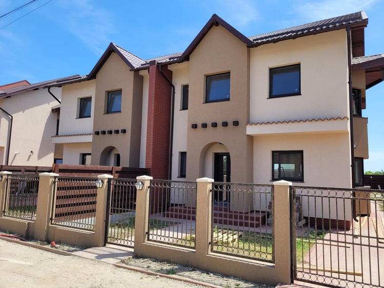 De vanzare duplex premium zona linistita intre paduri in Corbeanca - 1