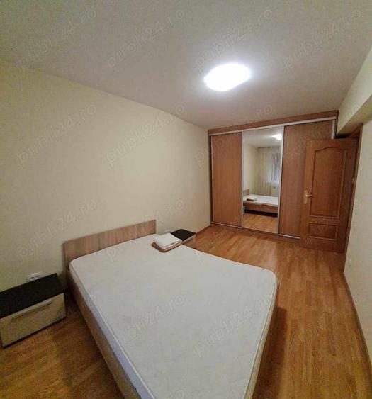 Vand apartament 3 camere spatios - 2