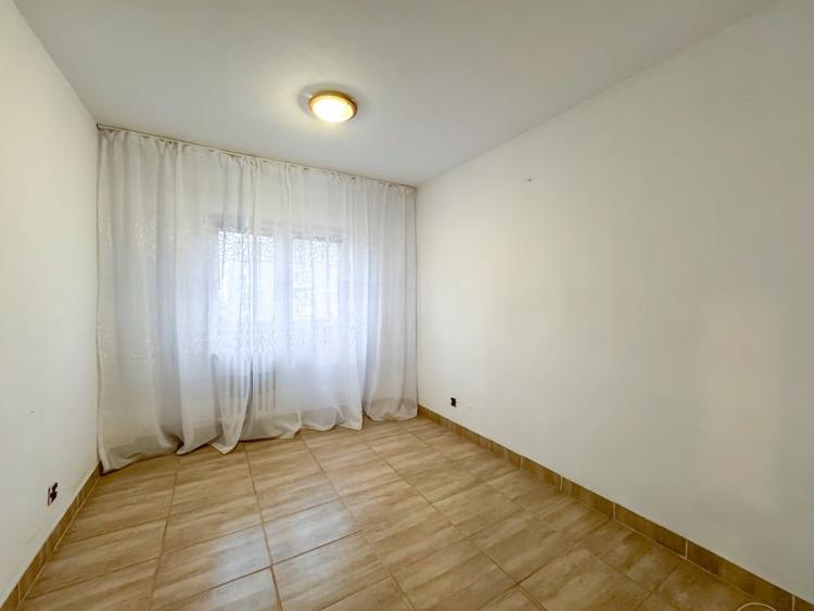 Un 3 camere corect. Si extrem de interesant! - 12