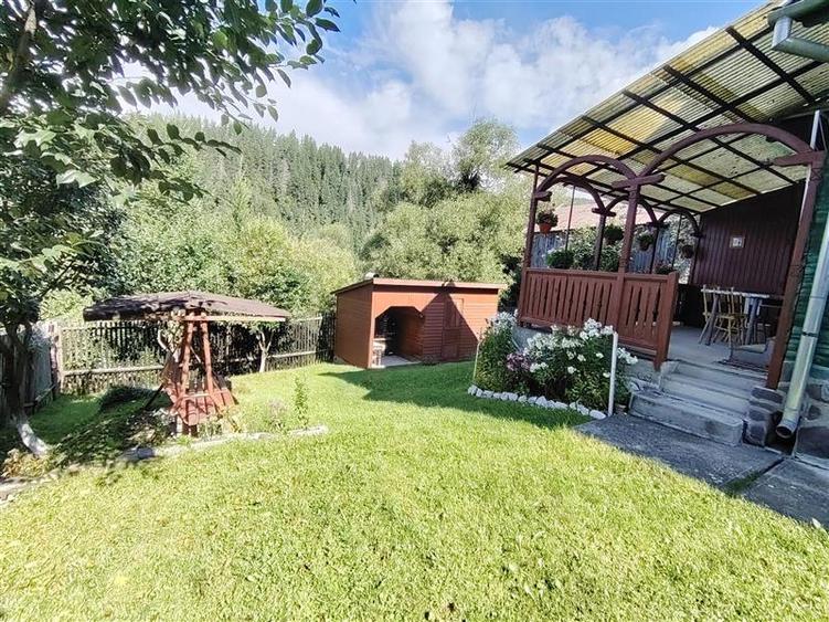 Casă individuală cu 4 camere cu Teren 327 Mp în Exterior Est