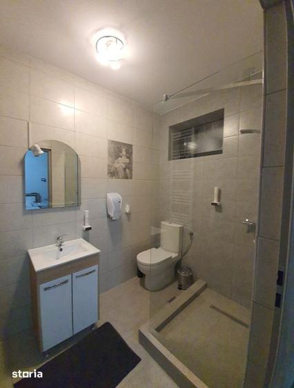 Casă cu 7 camere cu Teren 1500 Mp în Sânmartin