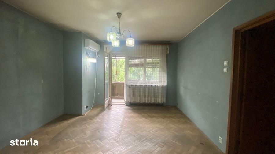 Apartament cu 3 camere decomandat în Domenii