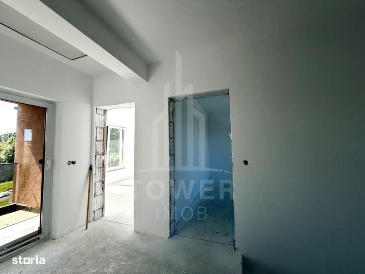 Casă cu 4 camere în Șura Mică
