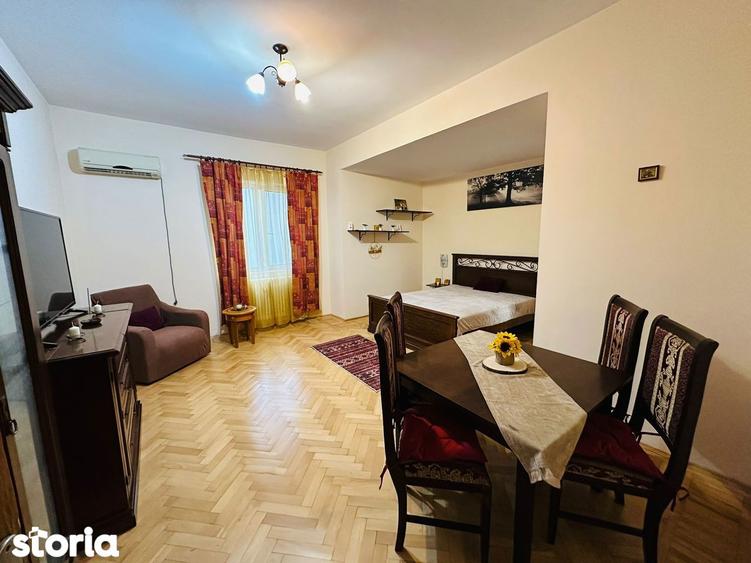 Garsoniera Universitate-Muzeul Bucuresti-Centrul Istoric-34mp-Metrou - 3