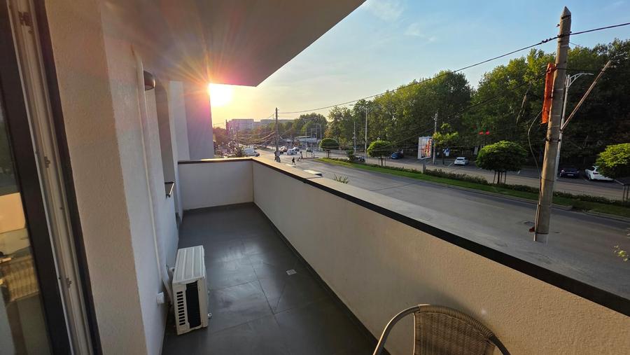 Apartament cu 2 camere decomandat, mobilat în Păcii