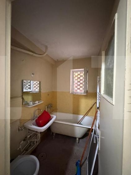 Apartament cu 2 camere semidecomandat, mobilat în Brazda lui Novac