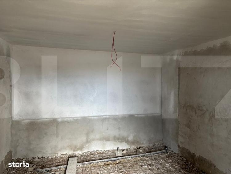 Casă cu 4 camere cu Teren 1512 Mp în Tisa