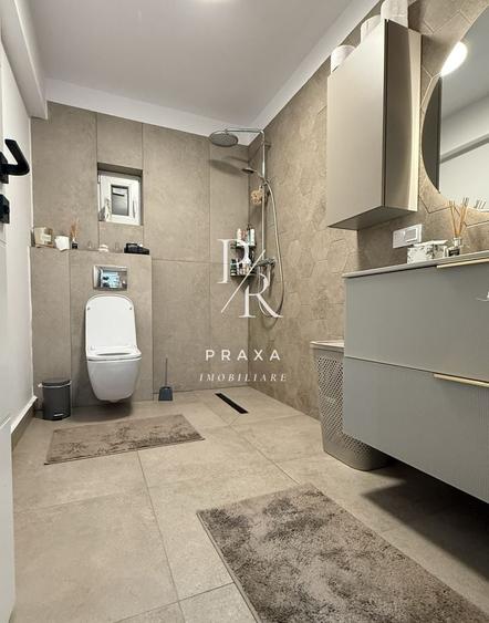 Apartament cu 2 camere semidecomandat, mobilat în Florești