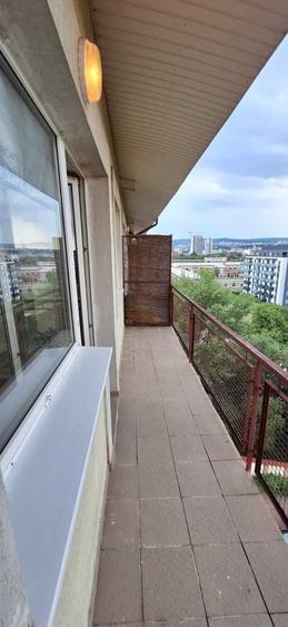 Apartament cu 2 camere semidecomandat în Gară