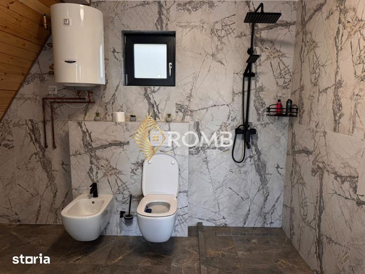 Casă cu 4 camere cu Teren 1000 Mp în Vale