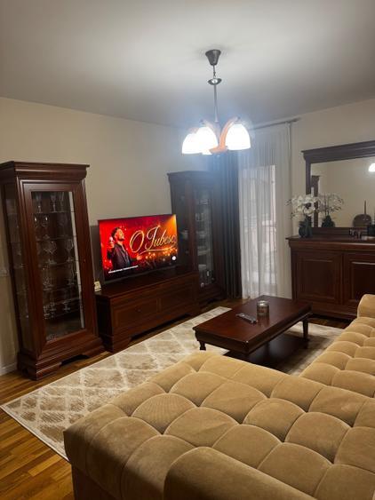 Apartament cu 2 camere decomandat în Exterior Vest