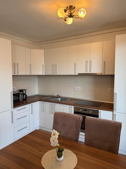 Apartament cu 2 camere decomandat, mobilat în Exterior Vest