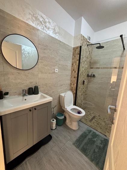 Apartament cu 2 camere decomandat în Decebal
