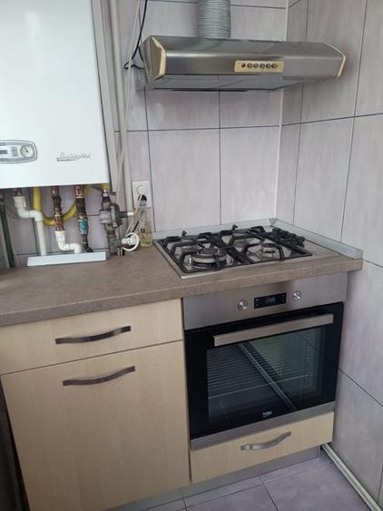 Apartament cu 2 camere decomandat în Exterior Vest