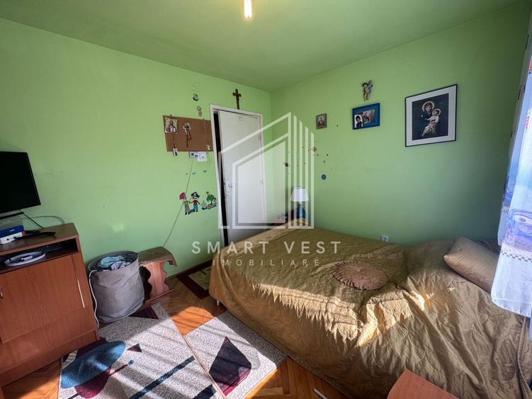 Apartament cu 2 camere decomandat, mobilat în Botizului