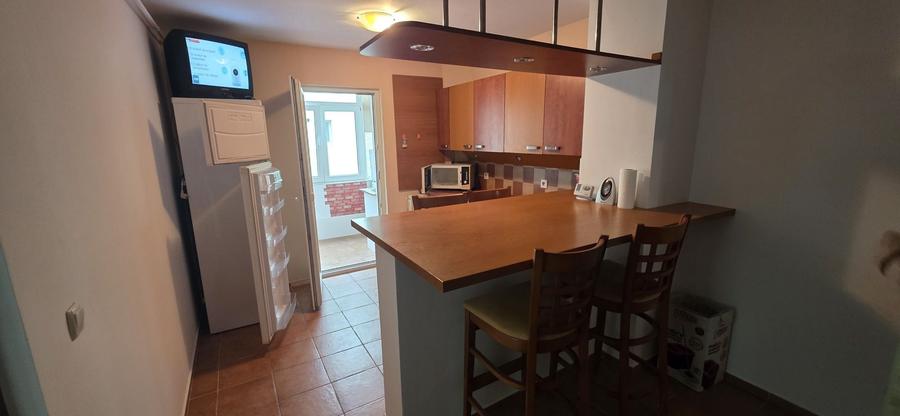Apartament cu 3 camere semidecomandat în Sfântu Ilie