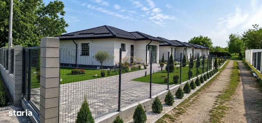 Casă cu 4 camere cu Teren 370 Mp în Vidra