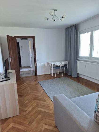3 Camere | Apusului | Semidecomandat | Balcon |