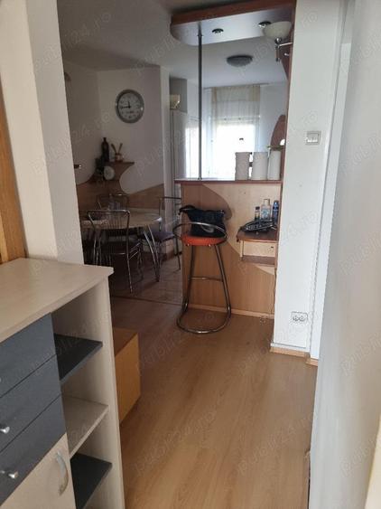 Ap tip PC , 3 cam , Nufarul , mobilat dotat et 4 cu acoperis, 2 pe palier , luminos, ocupabil - 15