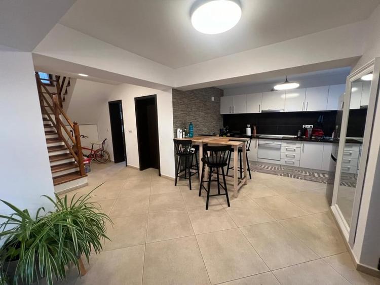 Giroc - Casa individuala cu 4 camere - 1