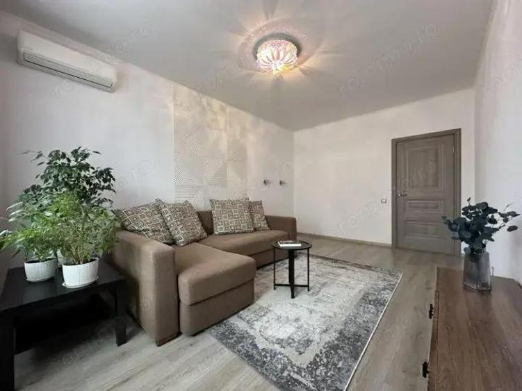 Inchiriez garsoniera spatioasa in zona Stefan cel Mare - 1