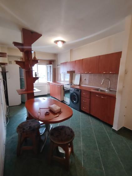 Apartament 3 camere – vis-a-vis de Școala 97, la 5 minute de metrou Timpuri Noi - 3