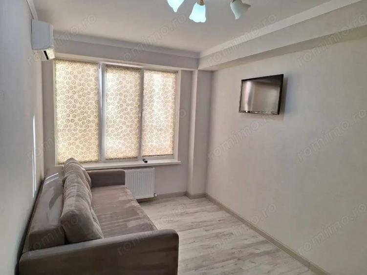 Apartament cu 2 camere decomandat în Politehnica