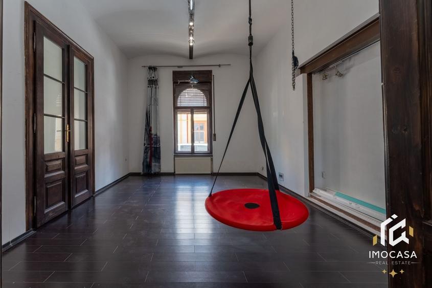 De vanzare Cladire bloc Istoric Central Arad D+P+E+M curte proprie - 4