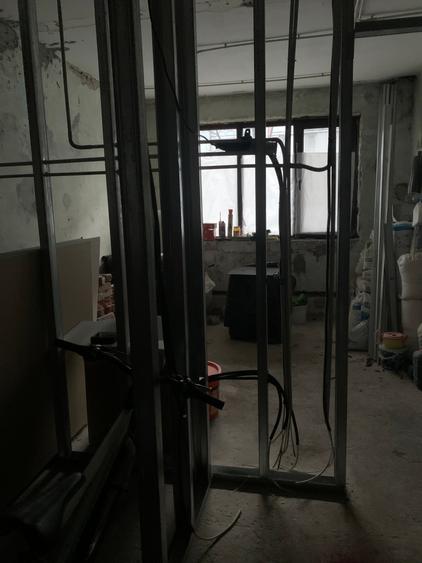 2 Garsoniere lipite  parter Basarabia - 9