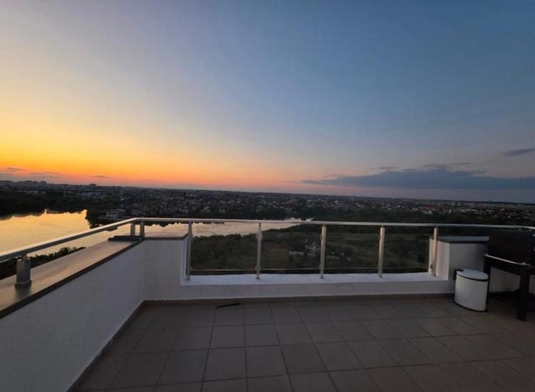 Apartament 3 camere Lux+Loc de parcare +  90 mp Terasa in Complexul Estic Park - 2