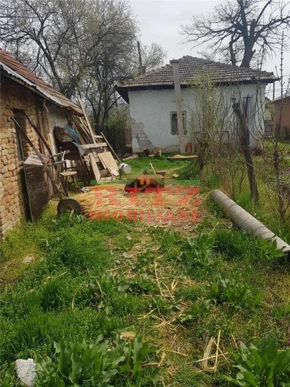 Nou! Casa+teren 1110mp, Com. Falcoiu! - 1