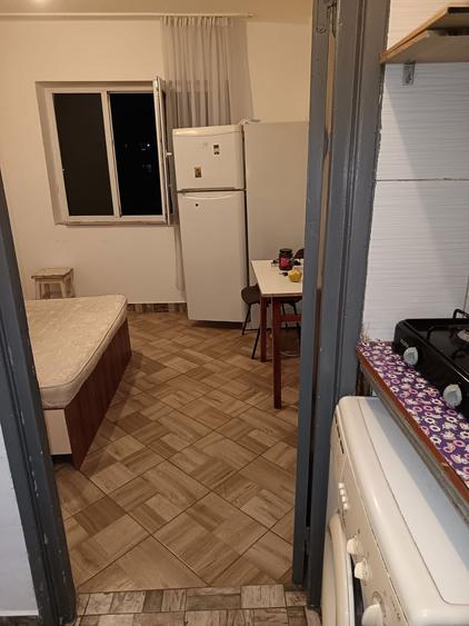 Vand garsoniera in localitatea Ploiesti - 4