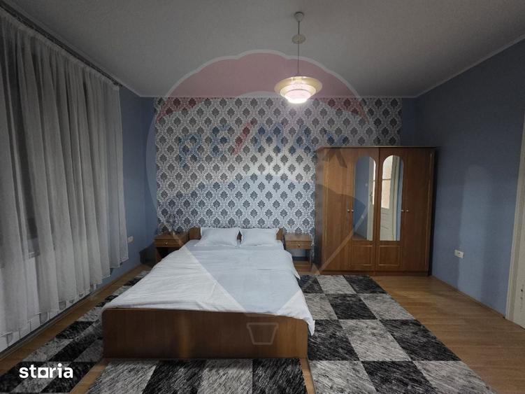 Casă cu 3 camere cu Teren 300 Mp în Ultracentral