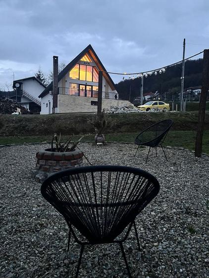 Cabana A-frame de inchiriat - 4