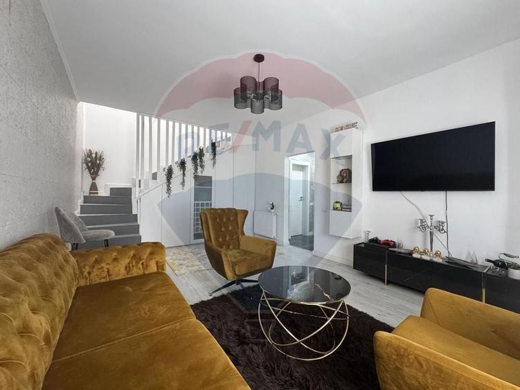 Casă / Vilă cu 3 camere Bragadiru 10 min de statie stb - 1